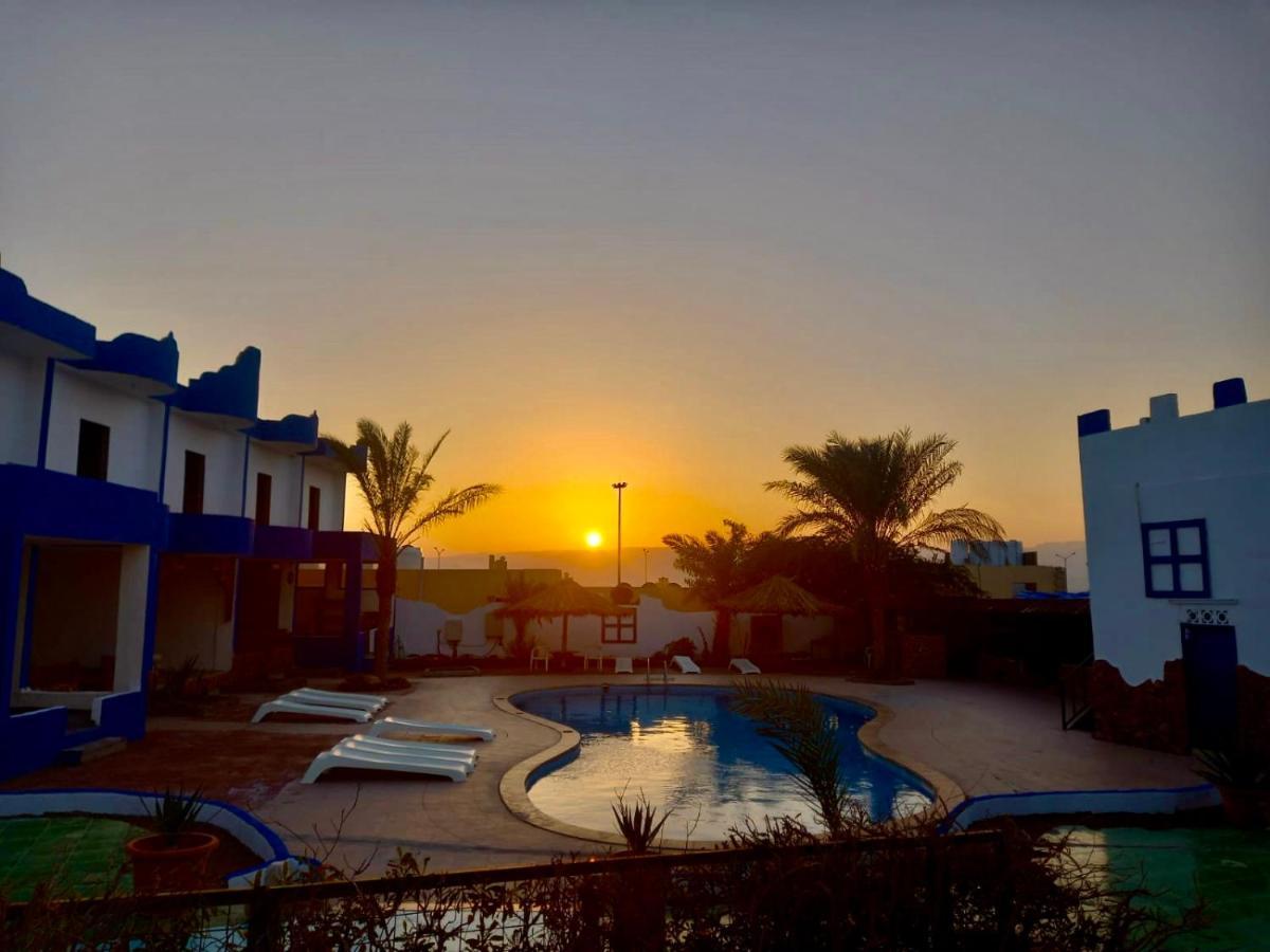 Bedouin Moon Village - Aqaba Al Burj エクステリア 写真